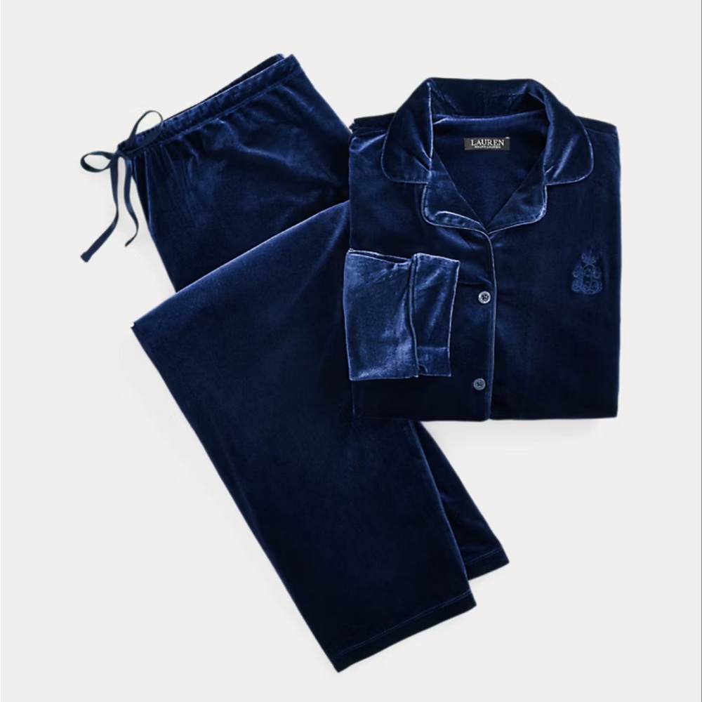 Velvet long sleeve pajama set